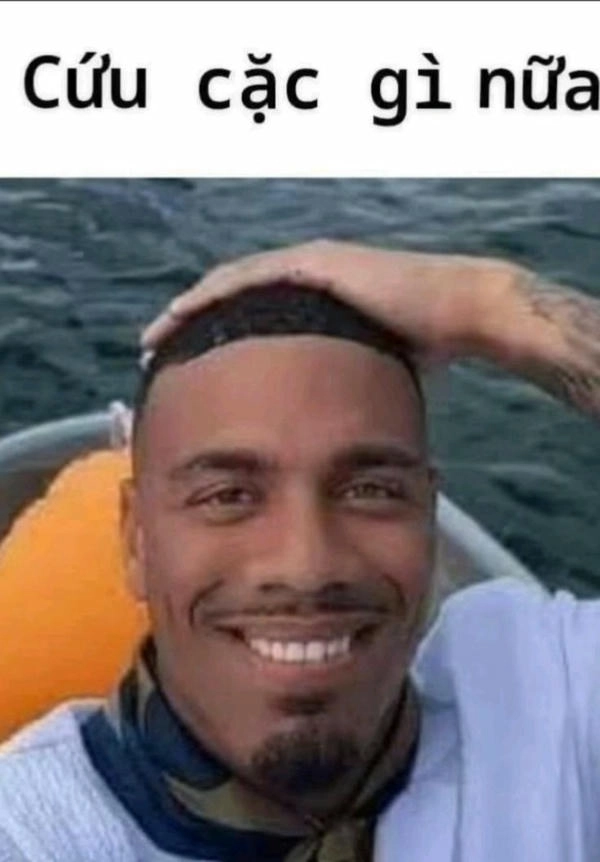 meme mặt bất lực đầy tâm trạng 
