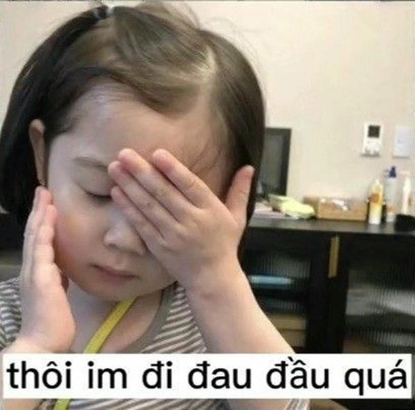 meme mặt bất lực khi bị chửi oan 