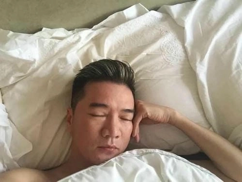 Meme đi ngủ hài ghê