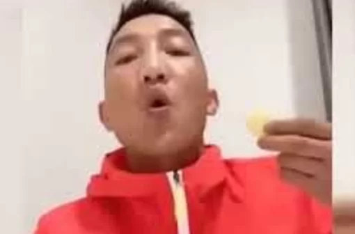 Bộ sưu tập 123+ Huấn Hoa Hồng meme bá đạo nhất mạng