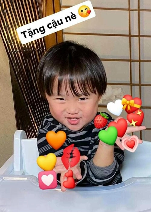 Meme bắn tim cực bựa 