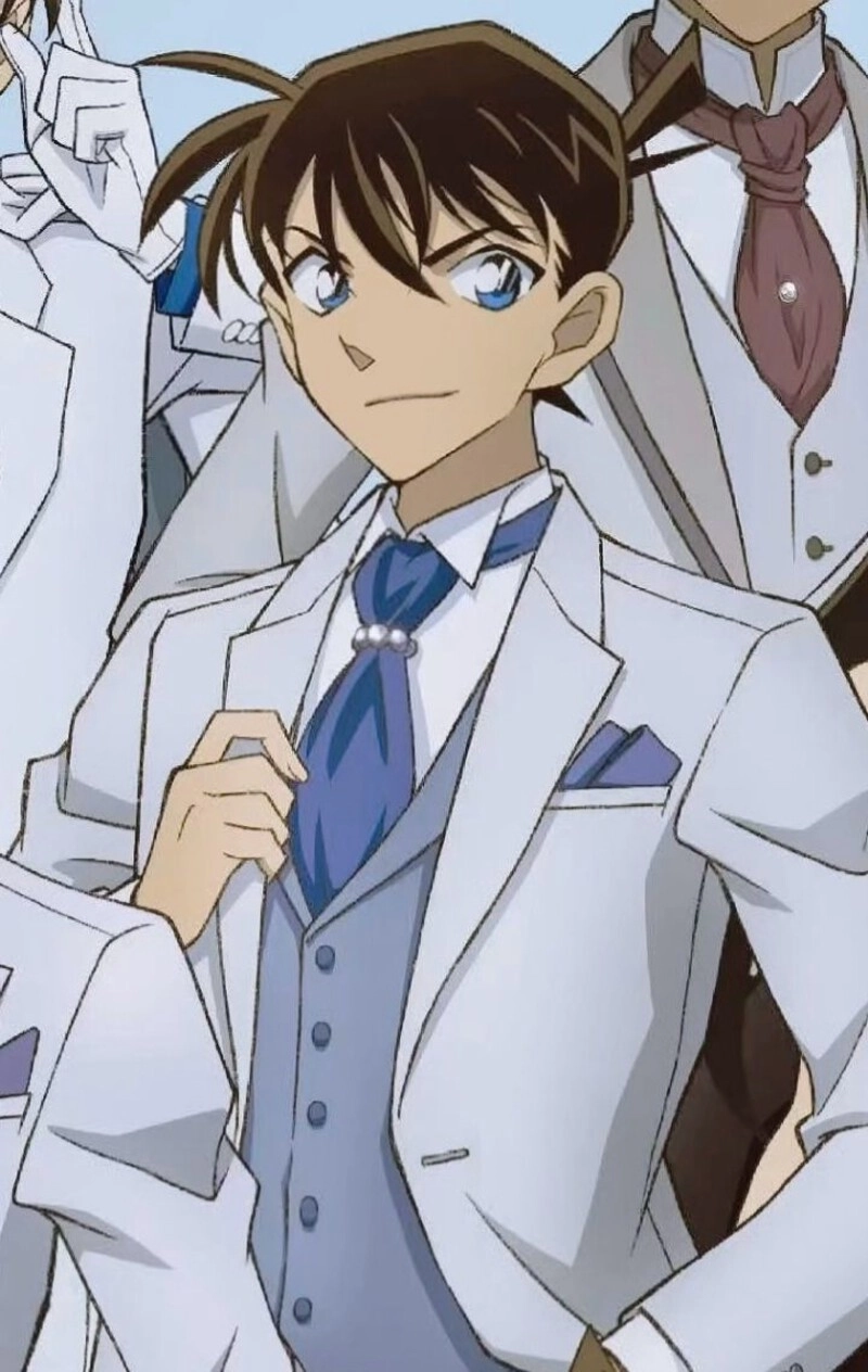 ảnh kudo shinichi trong phim conan
