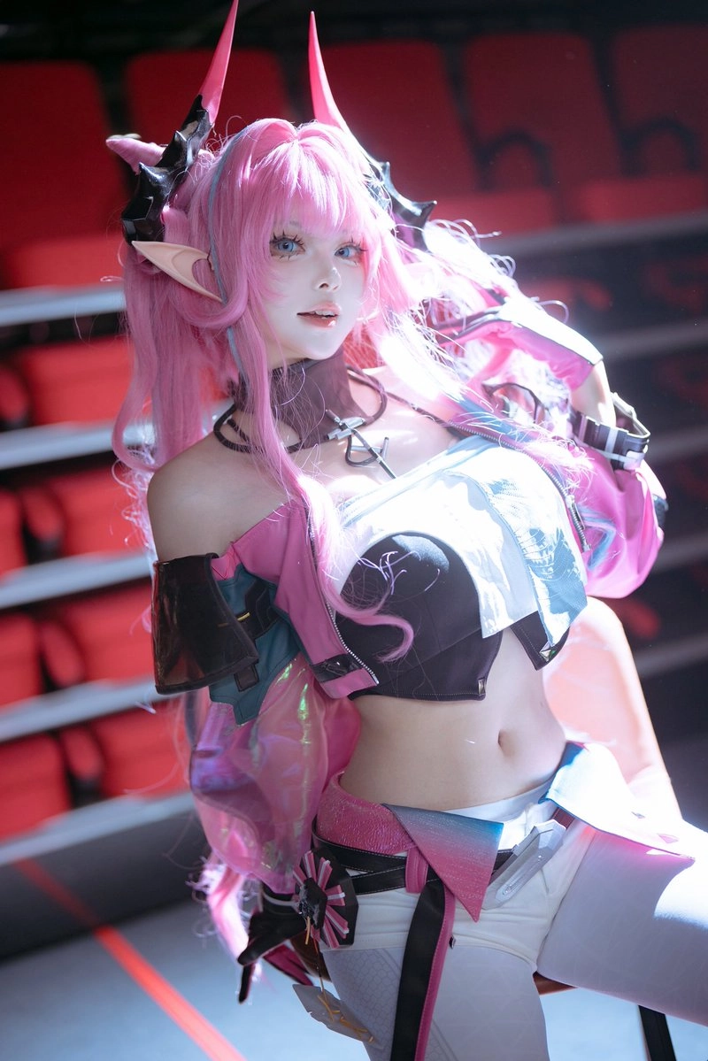 cosplay anime nữ