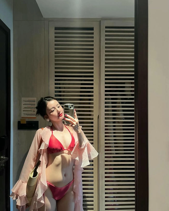 ảnh gái xinh mặc bikini nóng bỏng