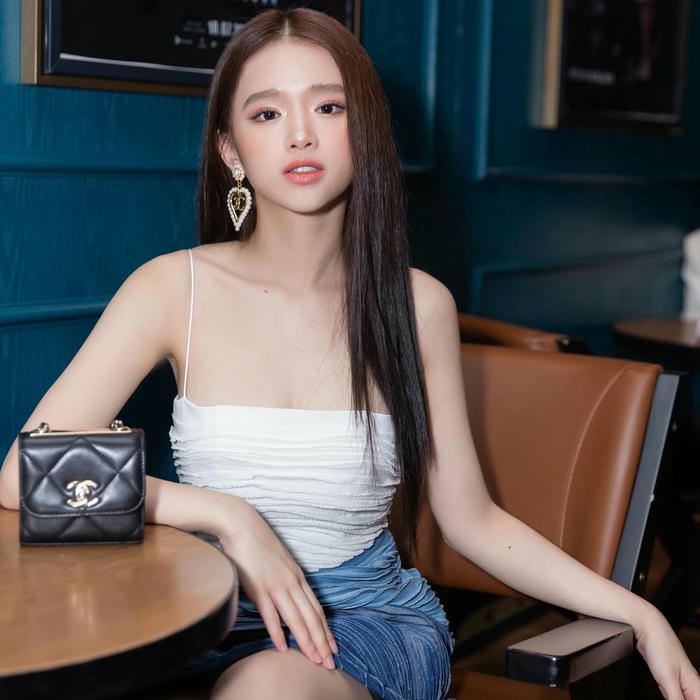 ảnh linh ka sexy