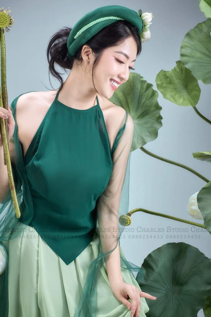 dáng ngọc trong áo yếm