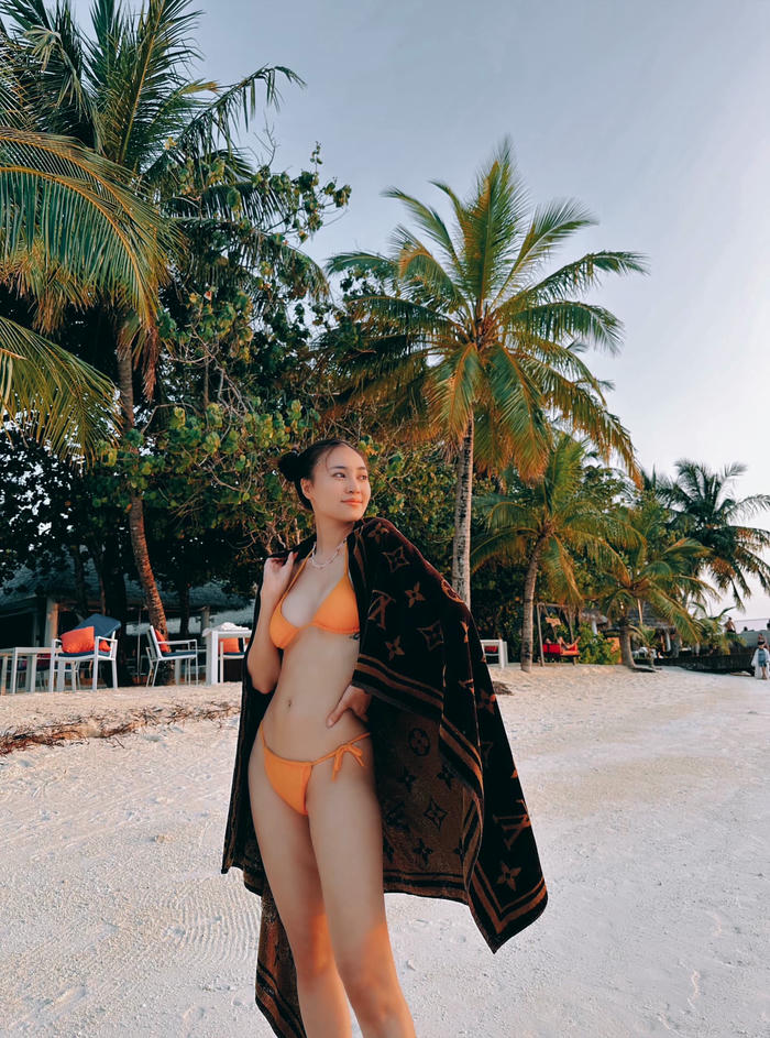 hình ảnh sexy của ninh dương lan ngọc