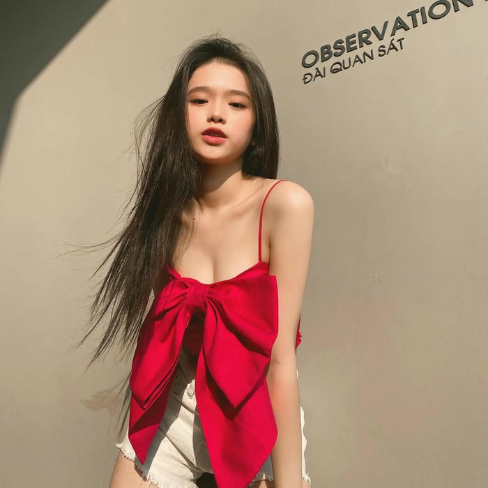 linh ka bikini gợi cảm