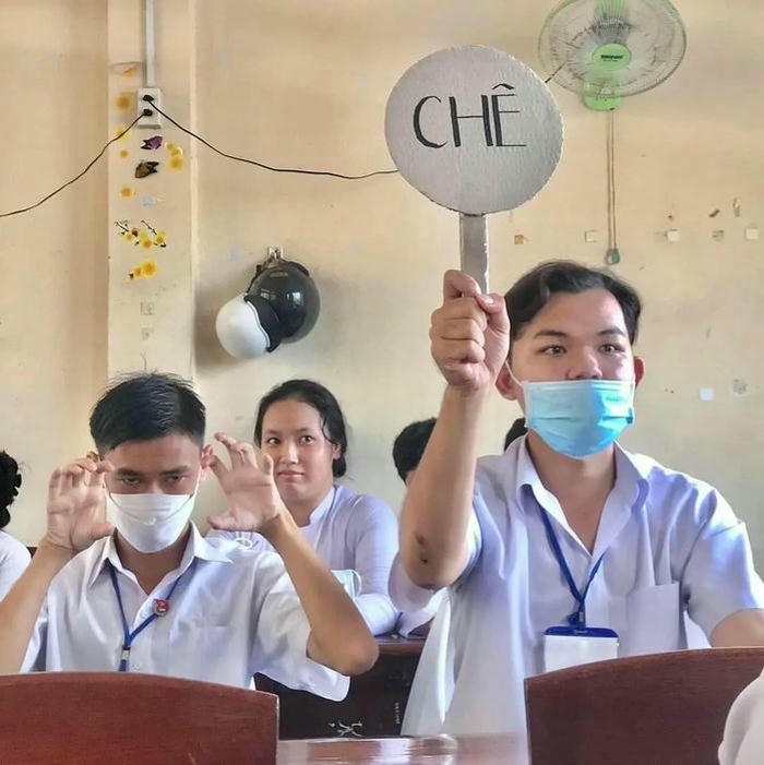 ảnh meme chê học sinh